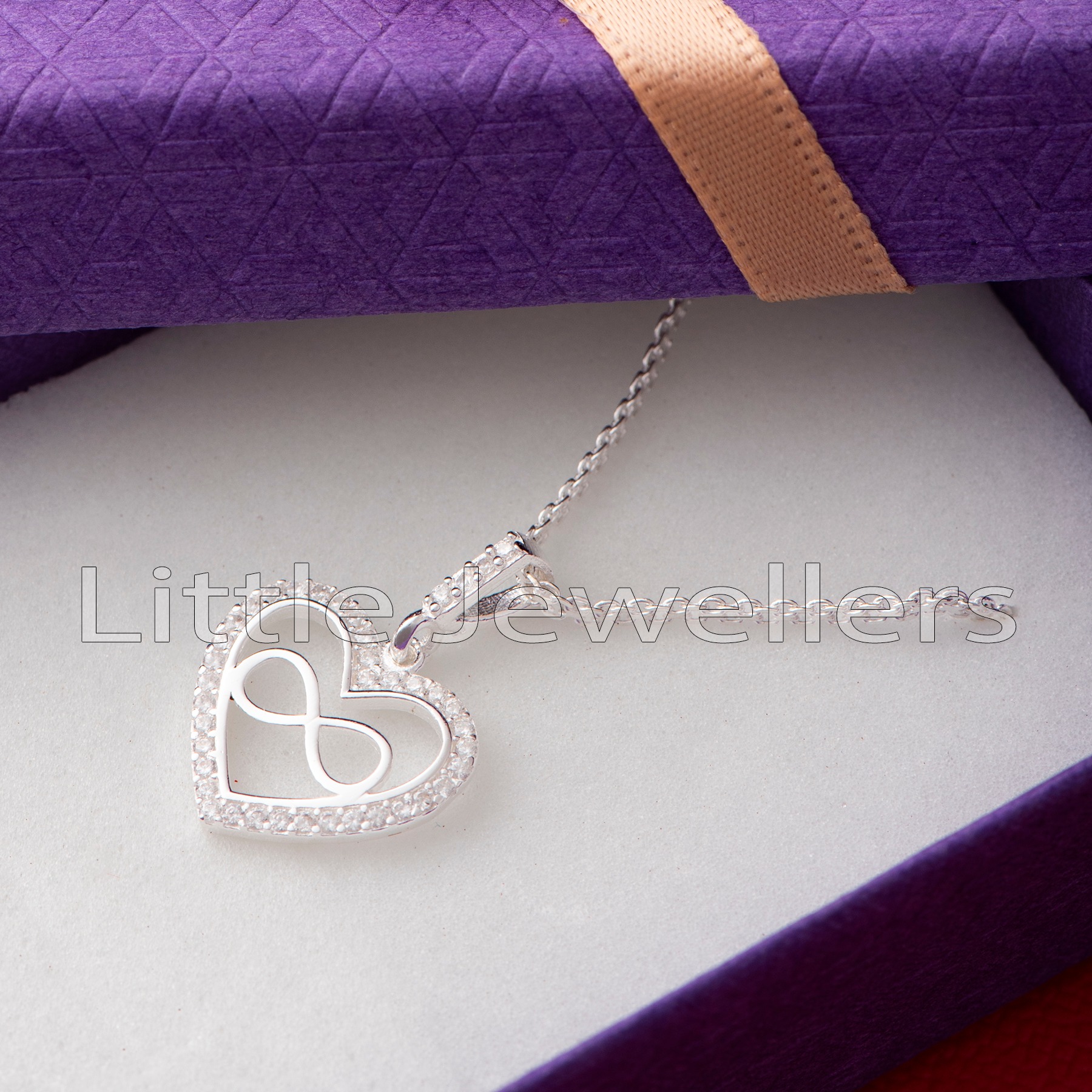 This beautiful infinity heart necklace